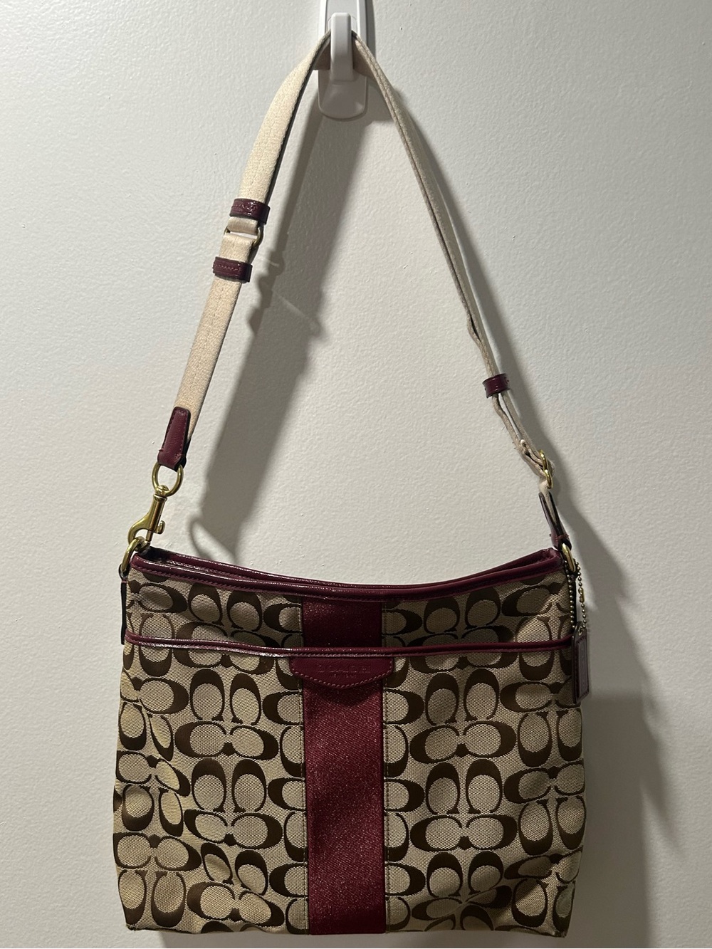 Coach Signature Stripe File Bag F28502 – Burgundy / Khaki